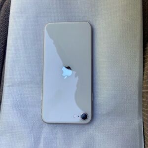 Apple iPhone SE 3rd Generation New Condition For Parts Read